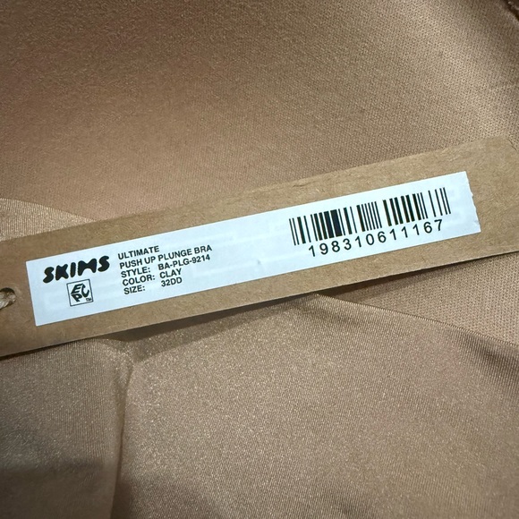 SKIMS Ultimate Push Up Plunge Bra 32DD in Clay New With Tags - Picture 4 of 5